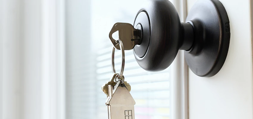 Bifold Door Knob Replacement in Placentia, California